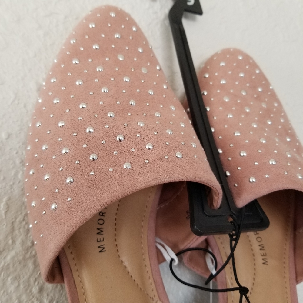 *LAST PAIR* Slip on flats with silver dot detail - Picture 5 of 7